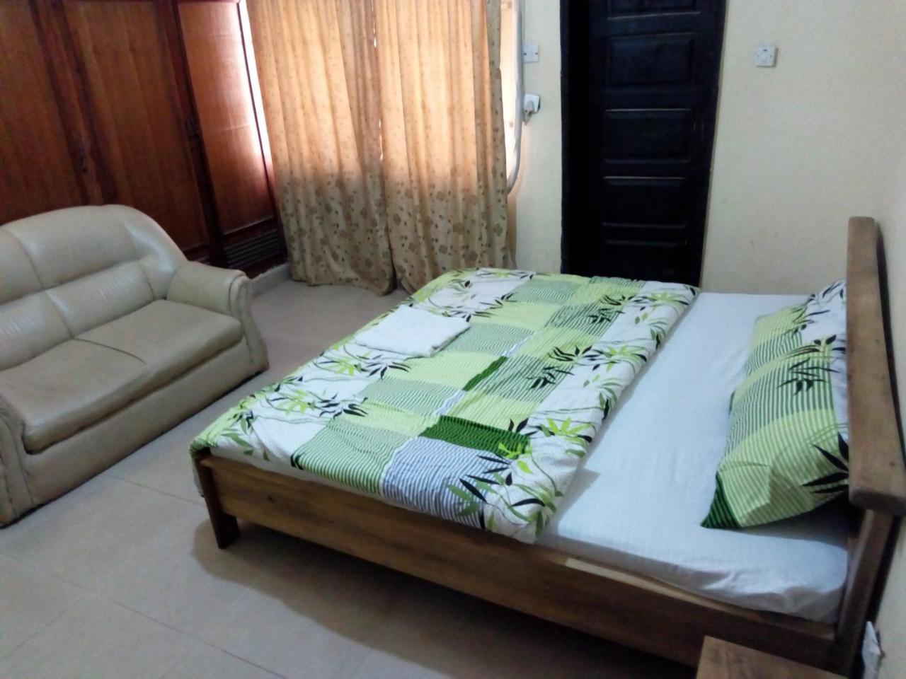 Royal Green Guest House Abeokuta Exterior photo