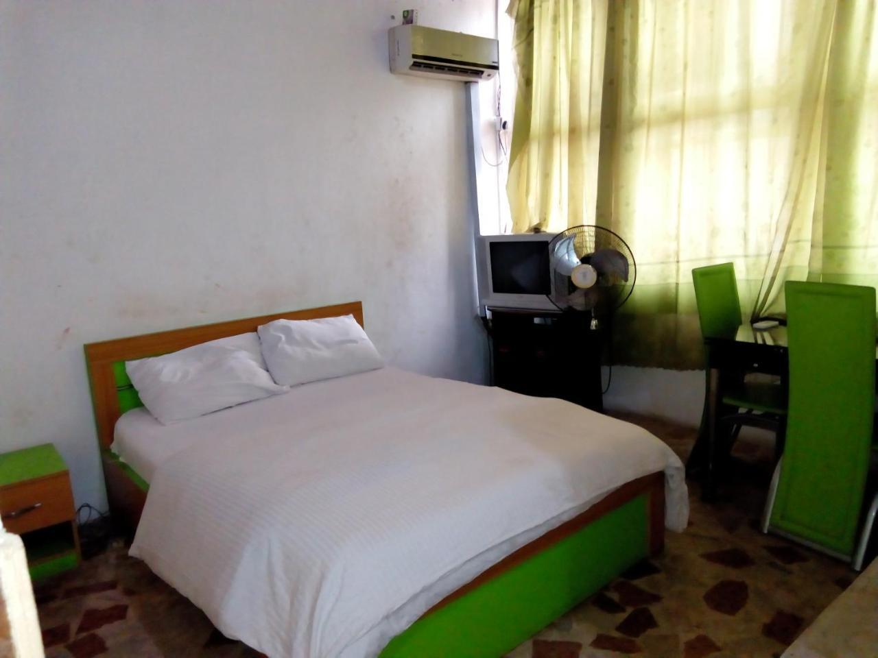 Royal Green Guest House Abeokuta Exterior photo