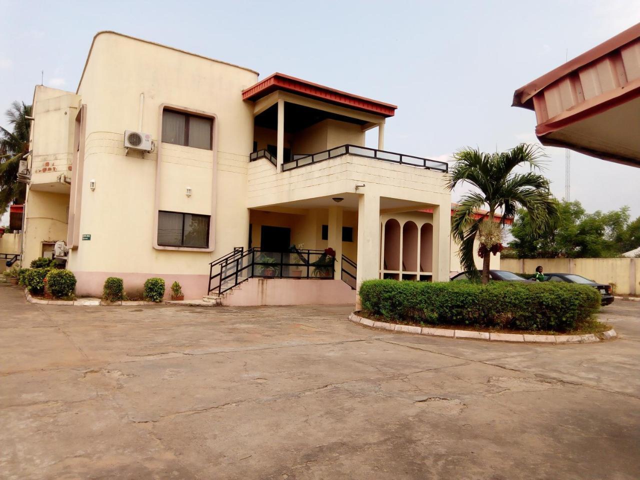 Royal Green Guest House Abeokuta Exterior photo